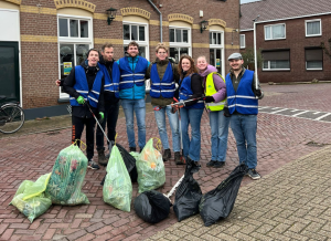 Vrijwilligers opruimactie Nijmegen